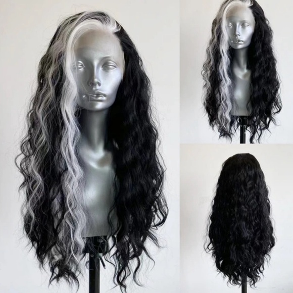 ✨22” BLACK & WHITE SKUNK STRIPEWAVYLACE FRONT WIG💫 NEW